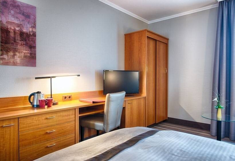 Номер Комфорт, Leonardo Hotel Aachen