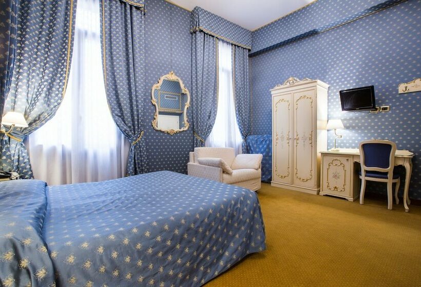 اتاق استاندارد یک نفره, Torino