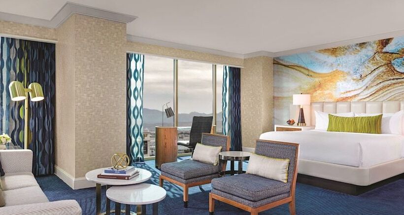 Люкс, Mandalay Bay Resort And Casino