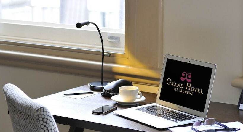 이그제큐티브 스튜디오, Grand Hotel Melbourne