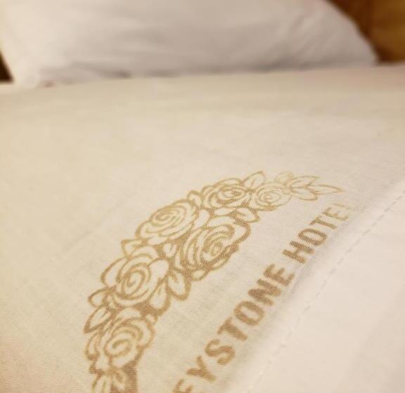 Семейный Номер, Keystone Hotel