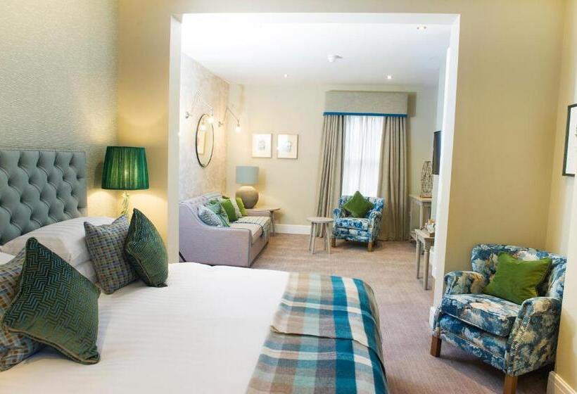 주니어 스위트, Crown Hotel Wetheral