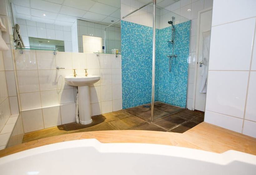 Президентский Люкс, Skipton Hotel   Formerly Known As Hotel Rendezvous Skipton