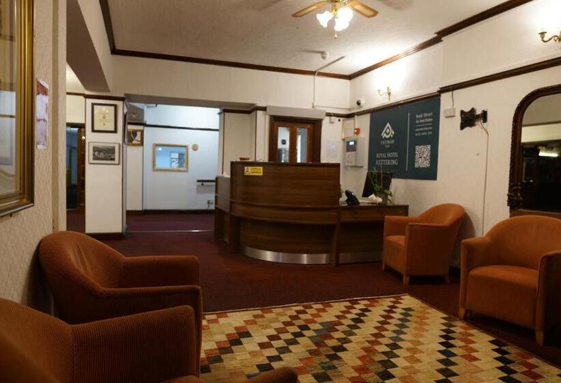 Номер Стандарт Трехместный, Royal Hotel Kettering