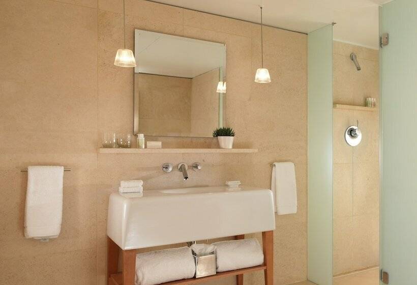 Номер Superior, St Martins Lane London