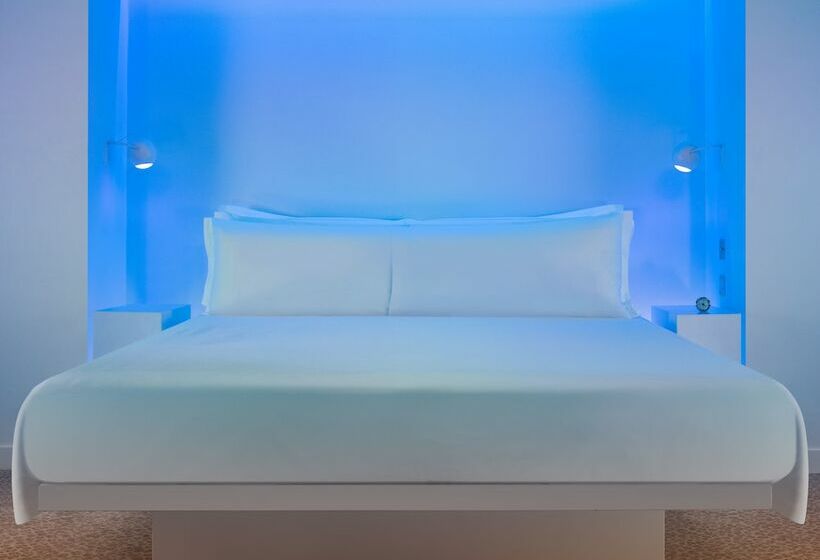 Номер Deluxe, St Martins Lane London