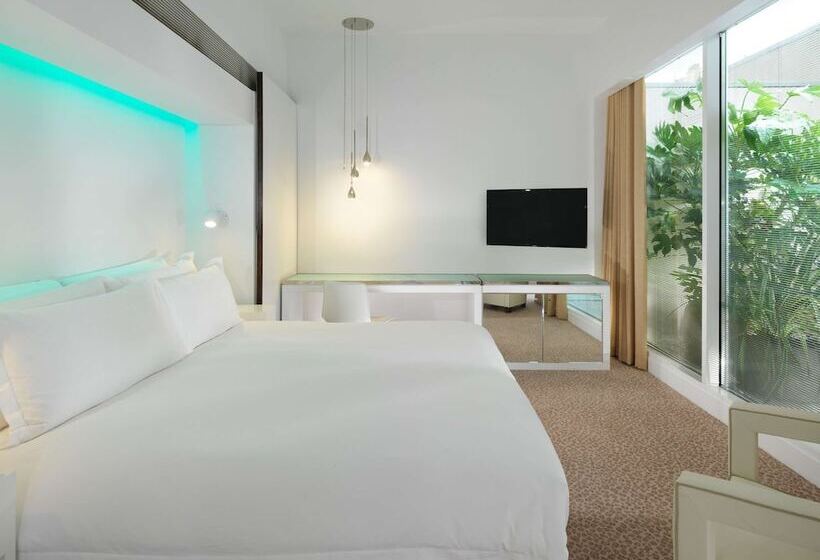 Номер Deluxe, St Martins Lane London
