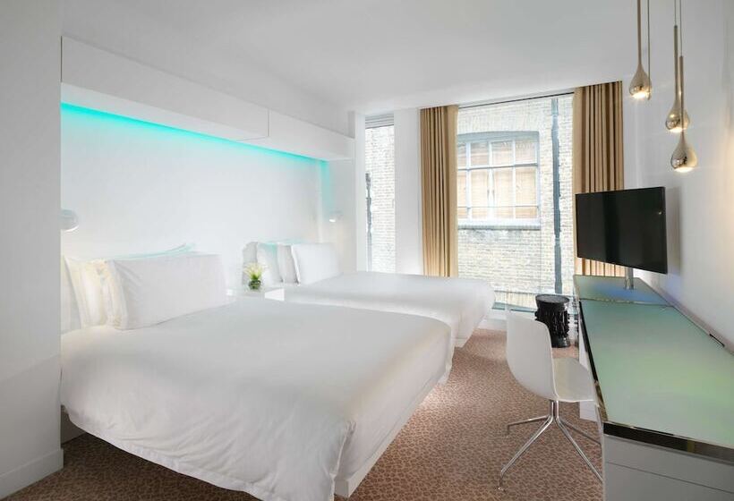 Номер Superior, St Martins Lane London