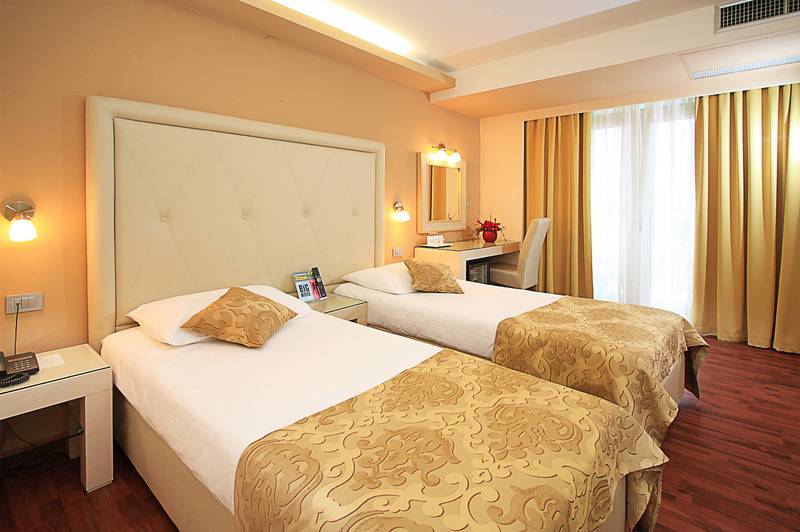 اتاق اکونومی, Grand Hotel Park