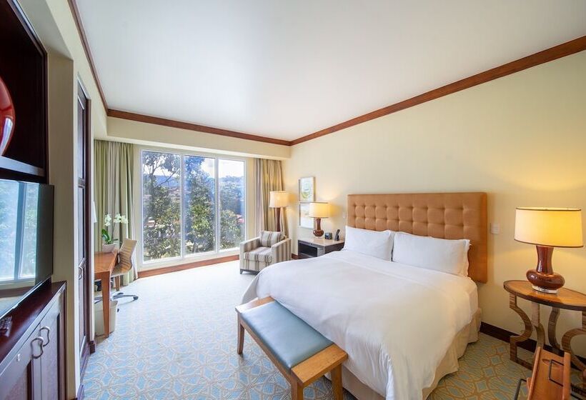 Номер Premium Вид на Бассейн, Intercontinental Costa Rica At Multiplaza Mall, An Ihg