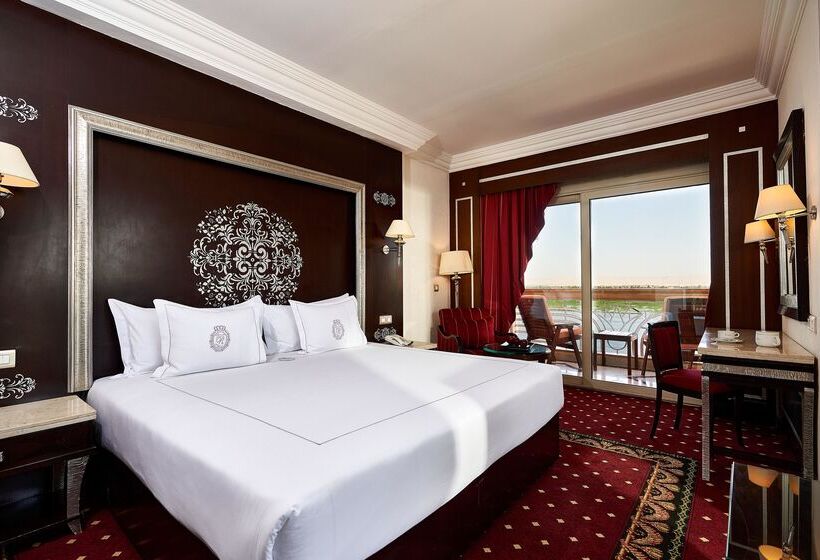 سوییت, Sonesta St. George Hotel   Convention Center