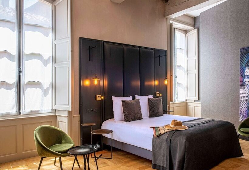 اتاق پرستیژ, Mercure Figeac Viguier Du Roy