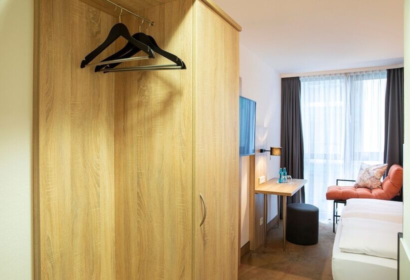 Номер бизнес-класса, Achat Hotel Stuttgart Airport Messe