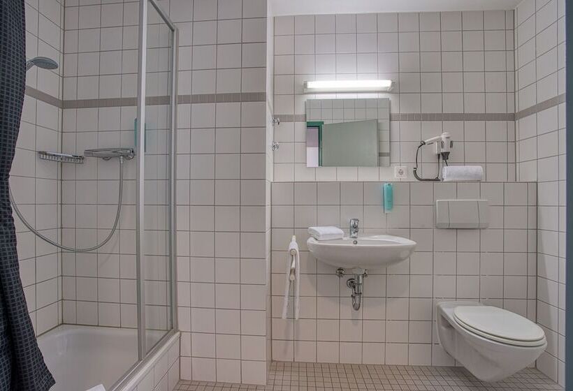 Номер Стандарт, Centro Hotel Böblingen, Trademark Collection By Wyndham