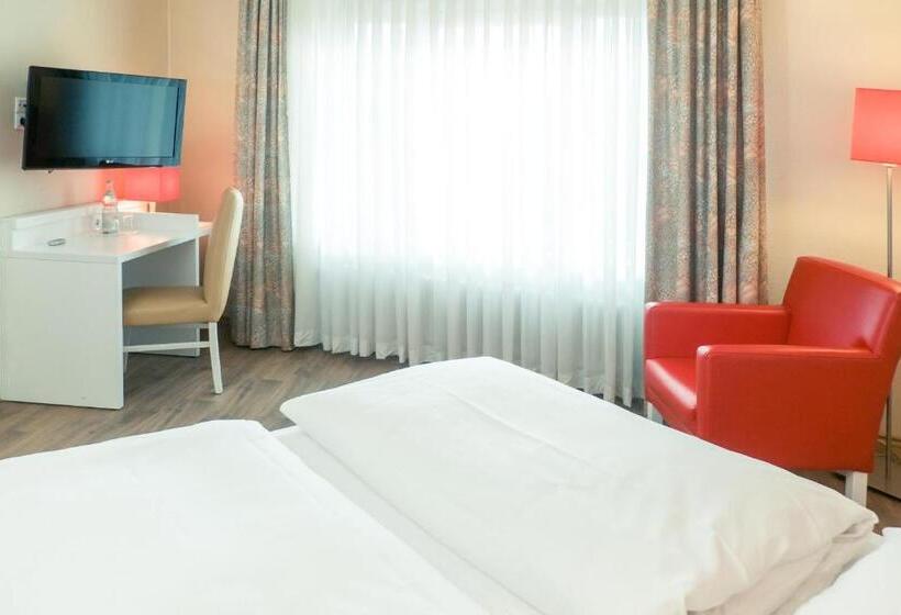 Номер Комфорт, Stuttgart Sindelfingen City By Tulip Inn