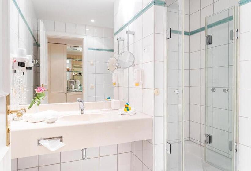 스탠다드 스튜디오, Strandhotel Sylt Westerland