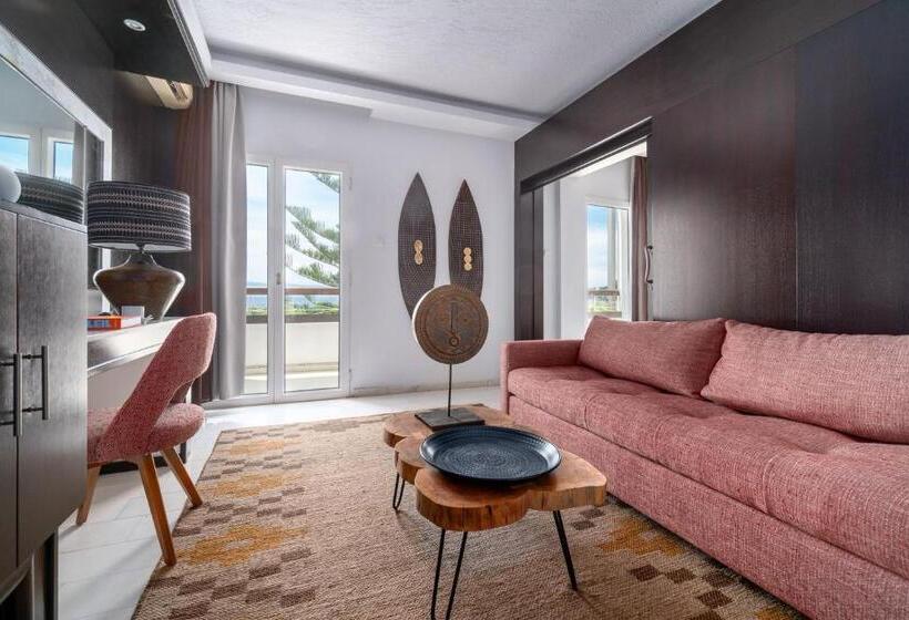 جناح بريميوم مطل علي البحر, Arco Beach