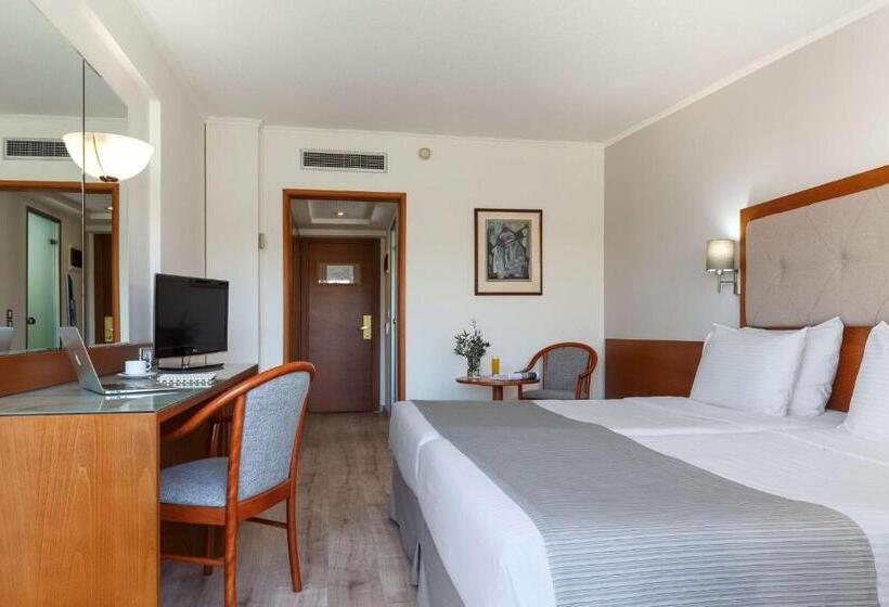 스탠다드 룸 측면 바다 전망, Best Western Plus Hotel Plaza