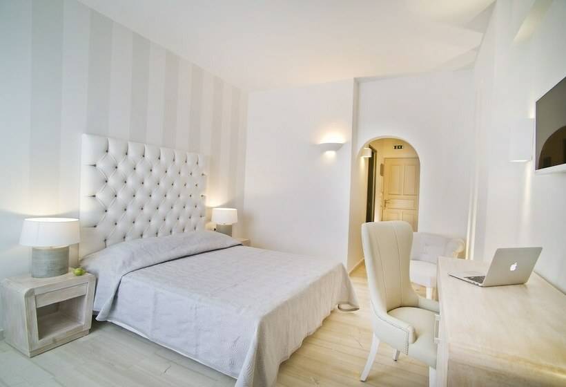标准间, Santorini Palace