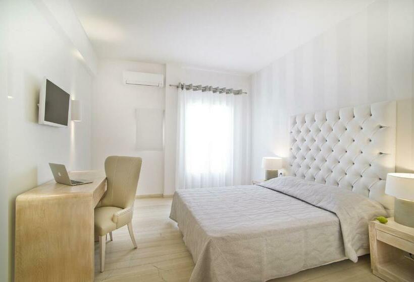 标准间, Santorini Palace