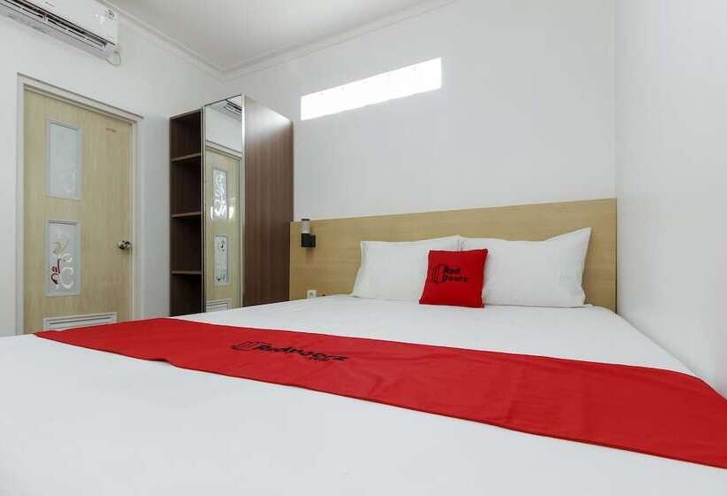 Номер Стандарт, Reddoorz Plus Near Jogja Kembali Monument