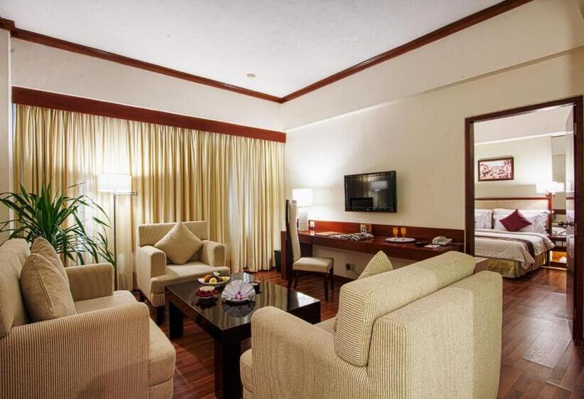 سوییت جونیور, Sahid Surabaya