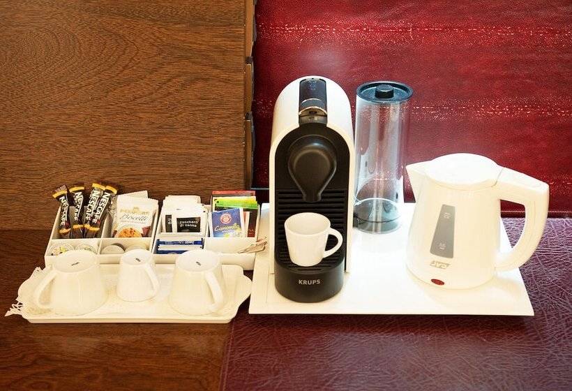 اتاق سوپریور چهار تخته, Art Hotel Navigli