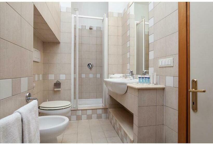 Habitación Familiar, Kennedy