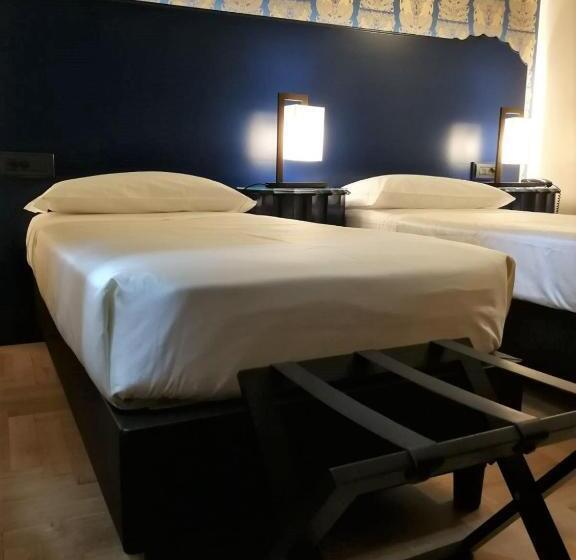 اتاق سوپریور با تخت بزرگ, Verdi Boutique