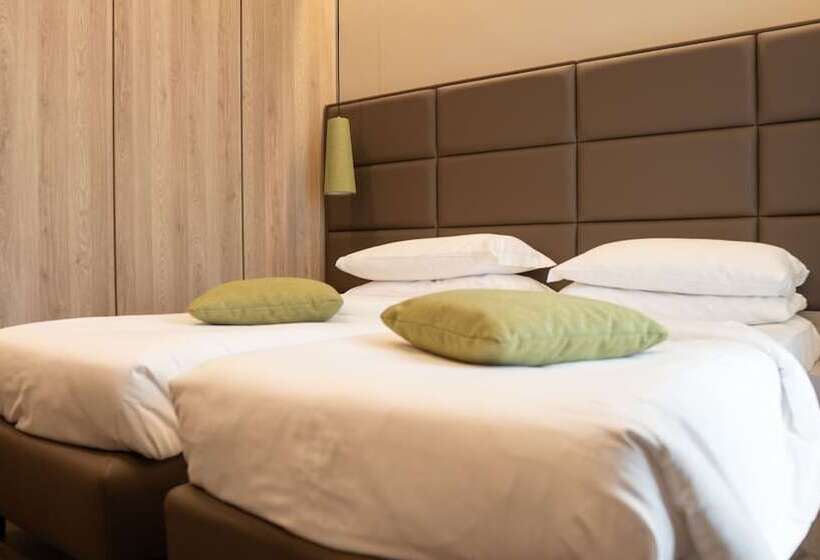 Quarto Deluxe, Principe Palace