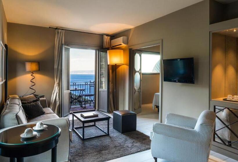 Deluxe Svit Havsutsikt, Villa Ducale