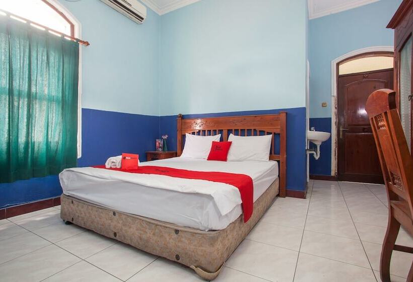 Номер Стандарт, Reddoorz @ Genteng Surabaya 2