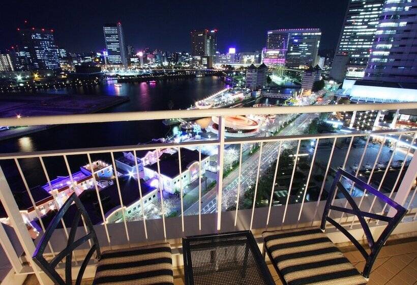Номер Клуб, The Yokohama Bay Hotel Tokyu