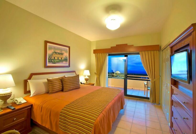 Studio Standard, Paradise Village