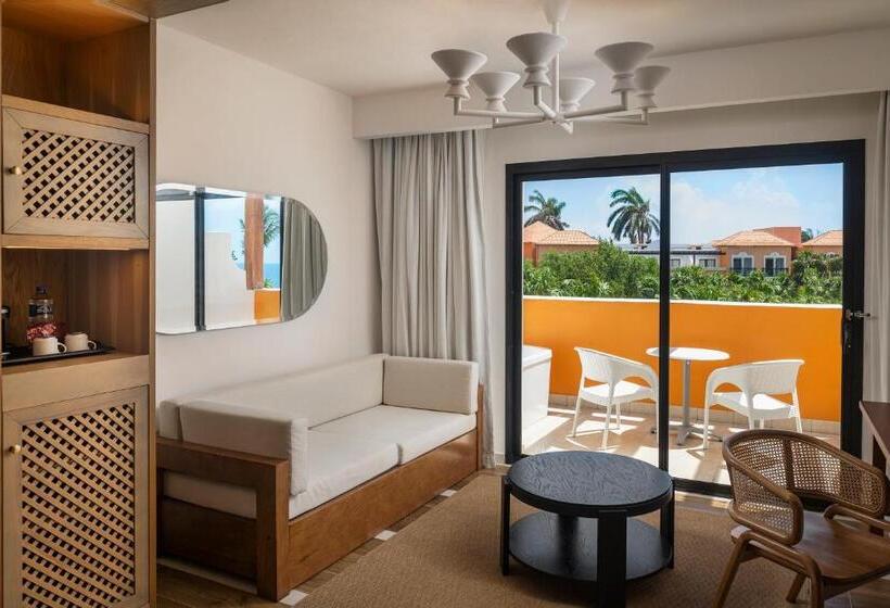 סוויטת ג'וניור, El Beso - Adults Only at Ocean Coral & Turquesa - All Inclusive