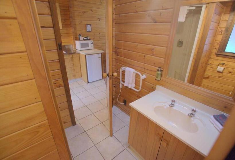 샬레, Alpine Lodge Motel