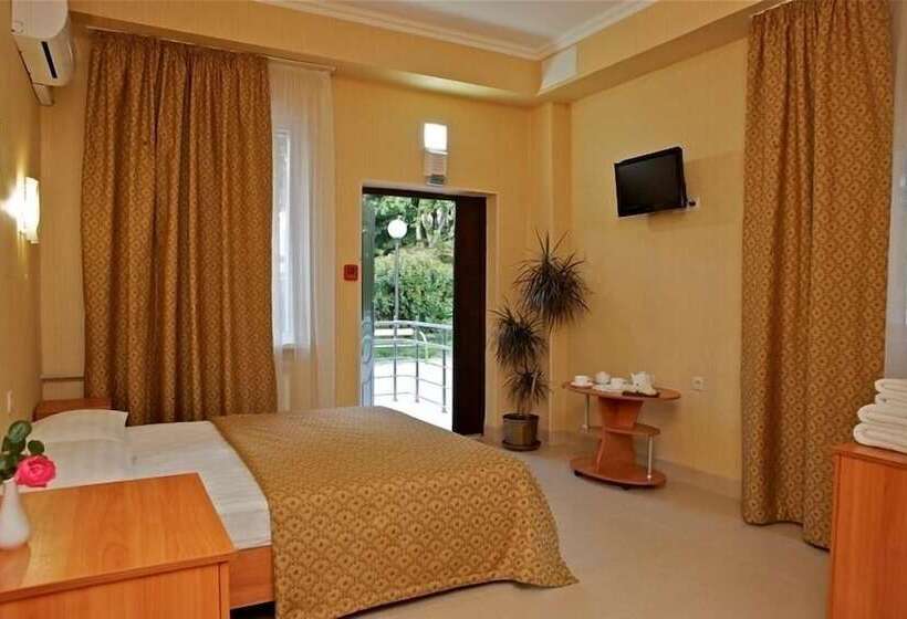 Номер Стандарт Адаптированный для Инвалидов, Okhotnik Hotel & Spa