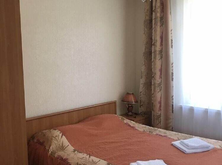Cama em Quarto Compartilhado, Guest House Na Tsvetochnoy