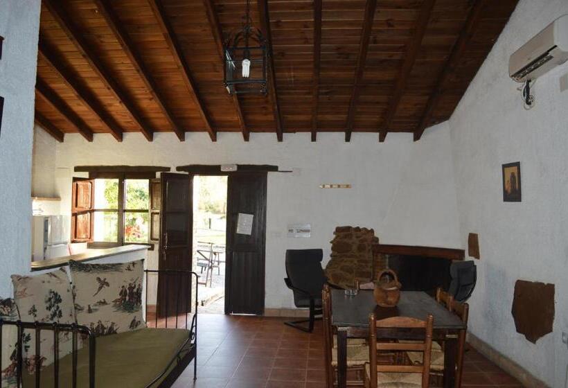 Apartamento 2 Dormitórios, Finca Los Caleros