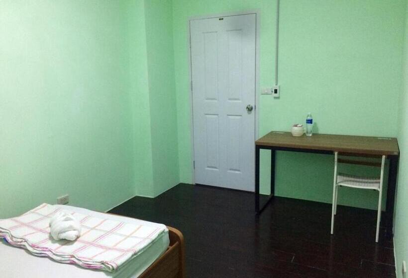 Quarto Estandar Individual Banheiro Compartilhado, Sri Krungthep