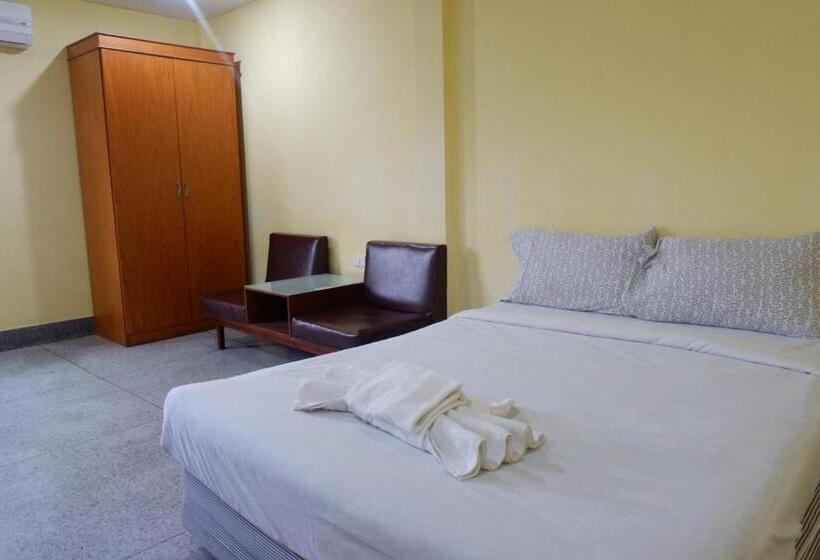 Quarto Estandar, Sri Krungthep