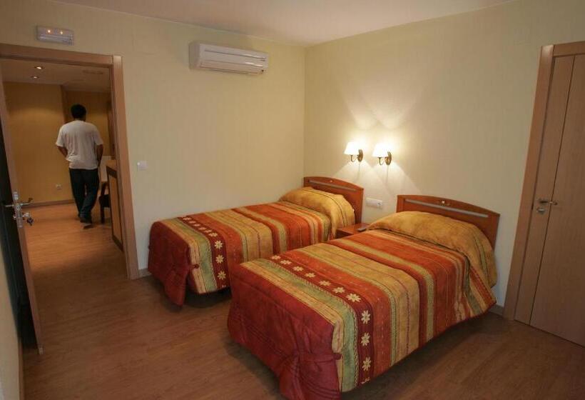 اتاق استاندارد, Hostal Hispanico Ii
