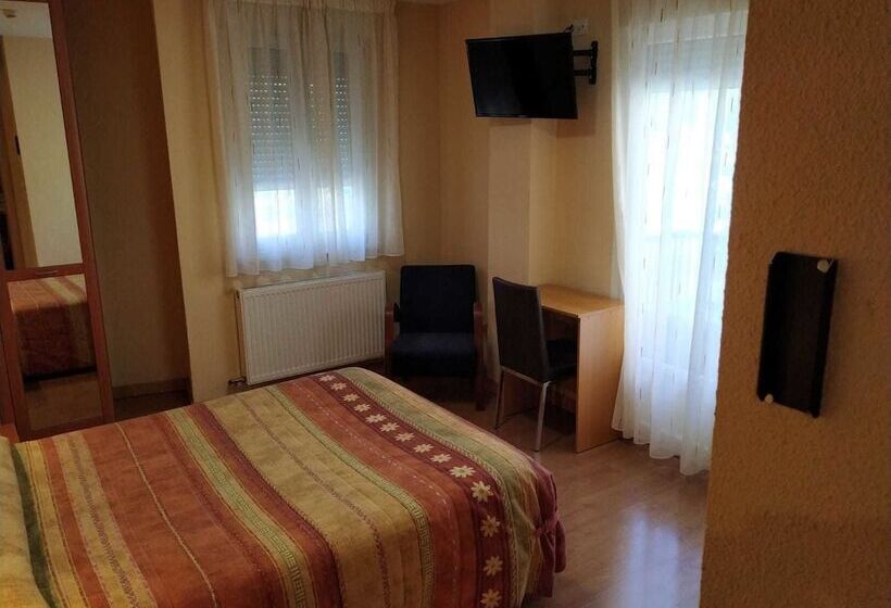 اتاق استاندارد, Hostal Hispanico Ii