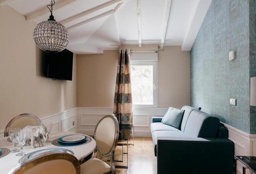 Люкс Повышенной Комфортности, Royal Suite Santander