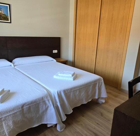Quarto Estandar Banheiro Compartilhado, Pensión Pedrouzo