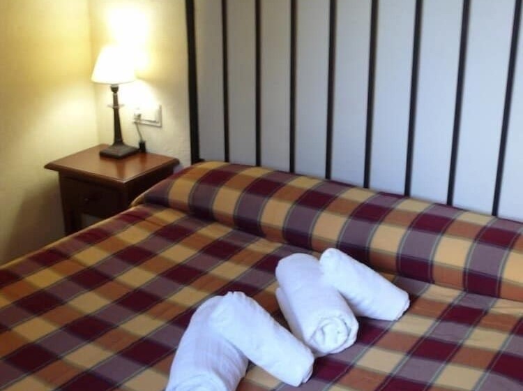 خانه 1 خوابه, Casas Rurales Telecabina Las Catifas