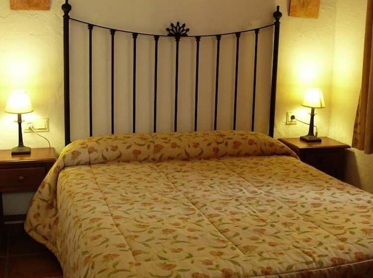 خانه 2 خوابه, Casas Rurales Telecabina Las Catifas