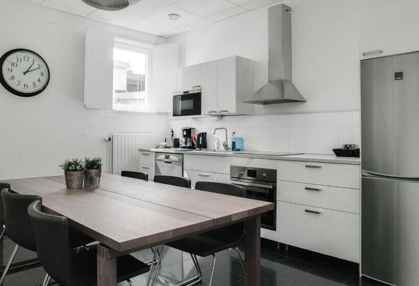 2 Sovrums Lägenhet, Gamla Televerket B&b