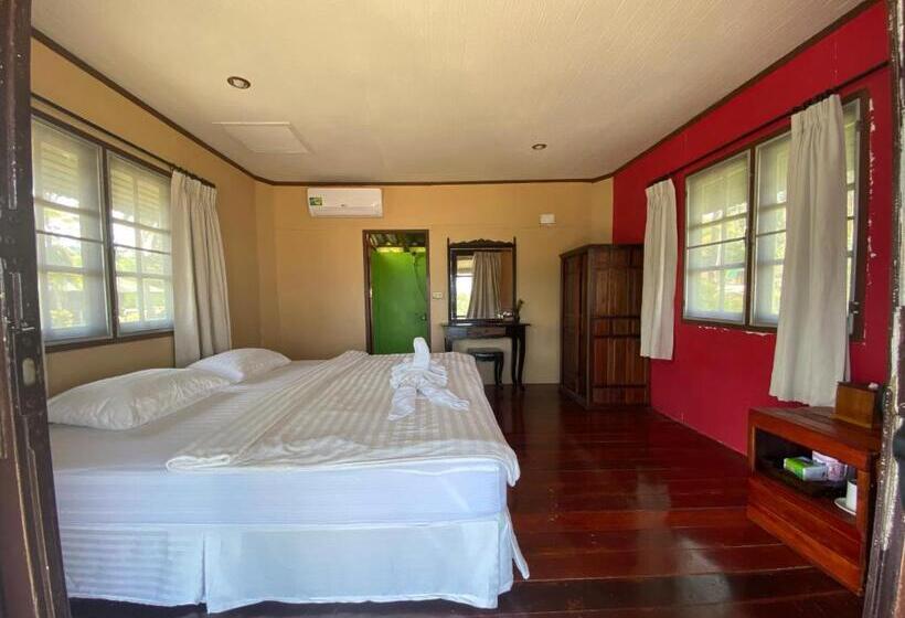 بانگلوی استاندارد با چشم‌انداز دریا, Kinnaree Resort Koh Kood