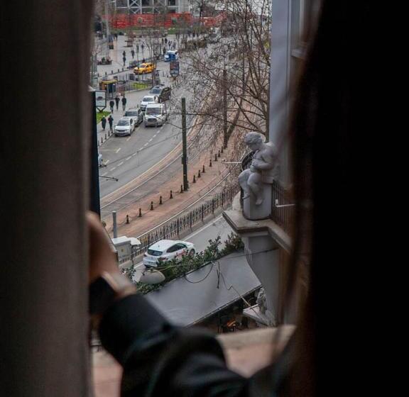 اتاق کلاسیک سه تخته, Vita Suites Karakoy